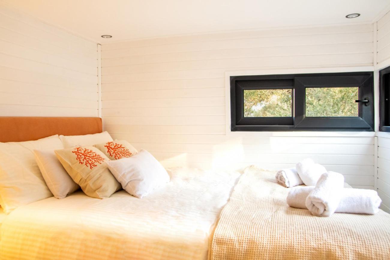 Tiny House Framed By Nature Near Sea In Karaburun Villa อิซมีร์ ภายนอก รูปภาพ